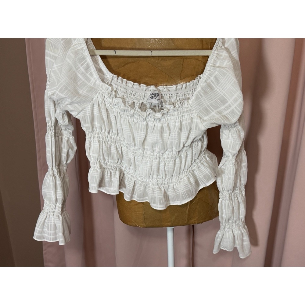 Princess Polly White Smocked Off Shoulder Crop Top Sz 6Textured Puff Sleeve